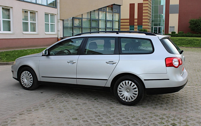 Volkswagen Passat cena 11999 przebieg: 286000, rok produkcji 2006 z Elbląg małe 301